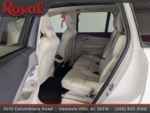 Used 2022 Volvo XC90 T6 Inscription w/ Advanced Package image 17
