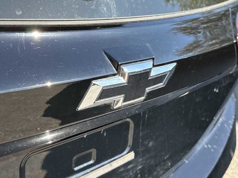 Used 2023 Chevrolet Bolt LT image 10