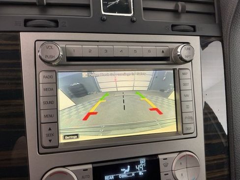 Used 2010 Lincoln Navigator L Base image 19