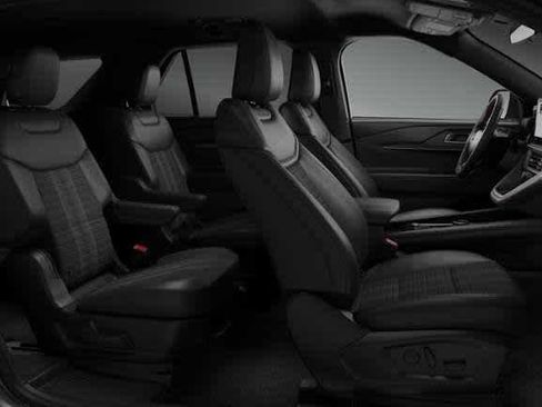 New 2026 Ford Explorer ST-Line image 7