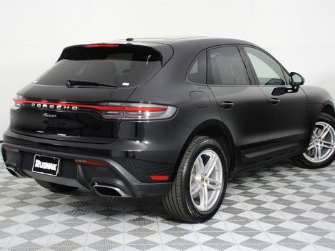 Used 2025 Porsche Macan image 7