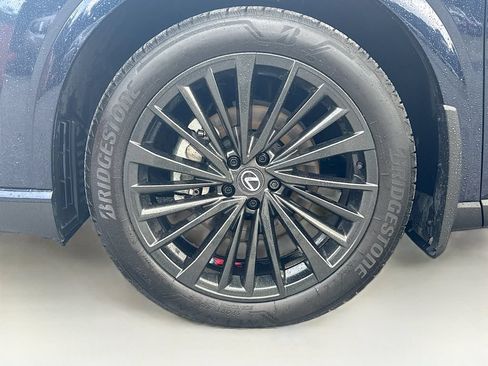Used 2024 Lexus RX 350 Premium w/ Accessory Package (Z1) AWD/4WD image 32