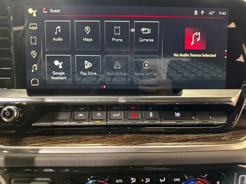 New 2026 GMC Sierra 1500 Elevation image 14