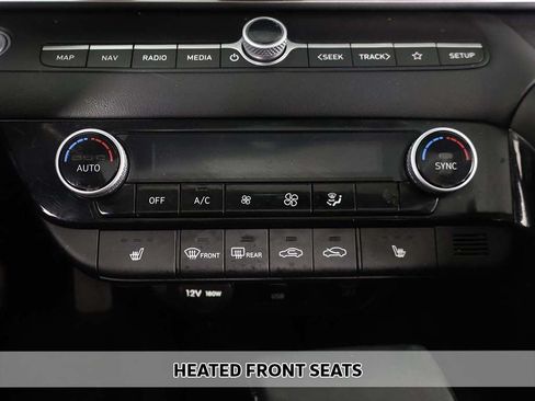 Used 2025 Hyundai Elantra SEL FWD image 7