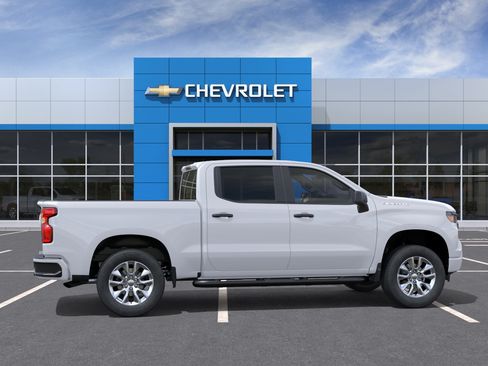 New 2026 Chevrolet Silverado 1500 Custom RWD image 5