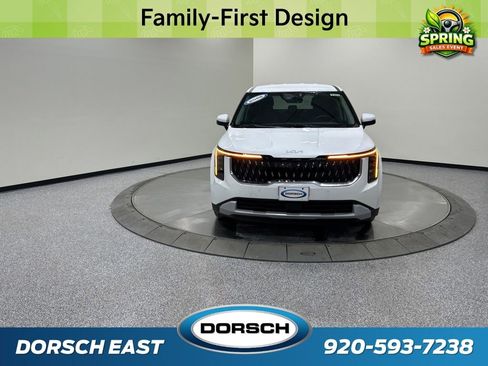 New 2026 Kia Carnival LXS image 2