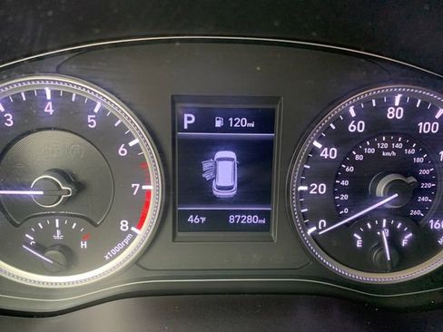 Used 2020 Hyundai Santa Fe SE AWD/4WD image 29