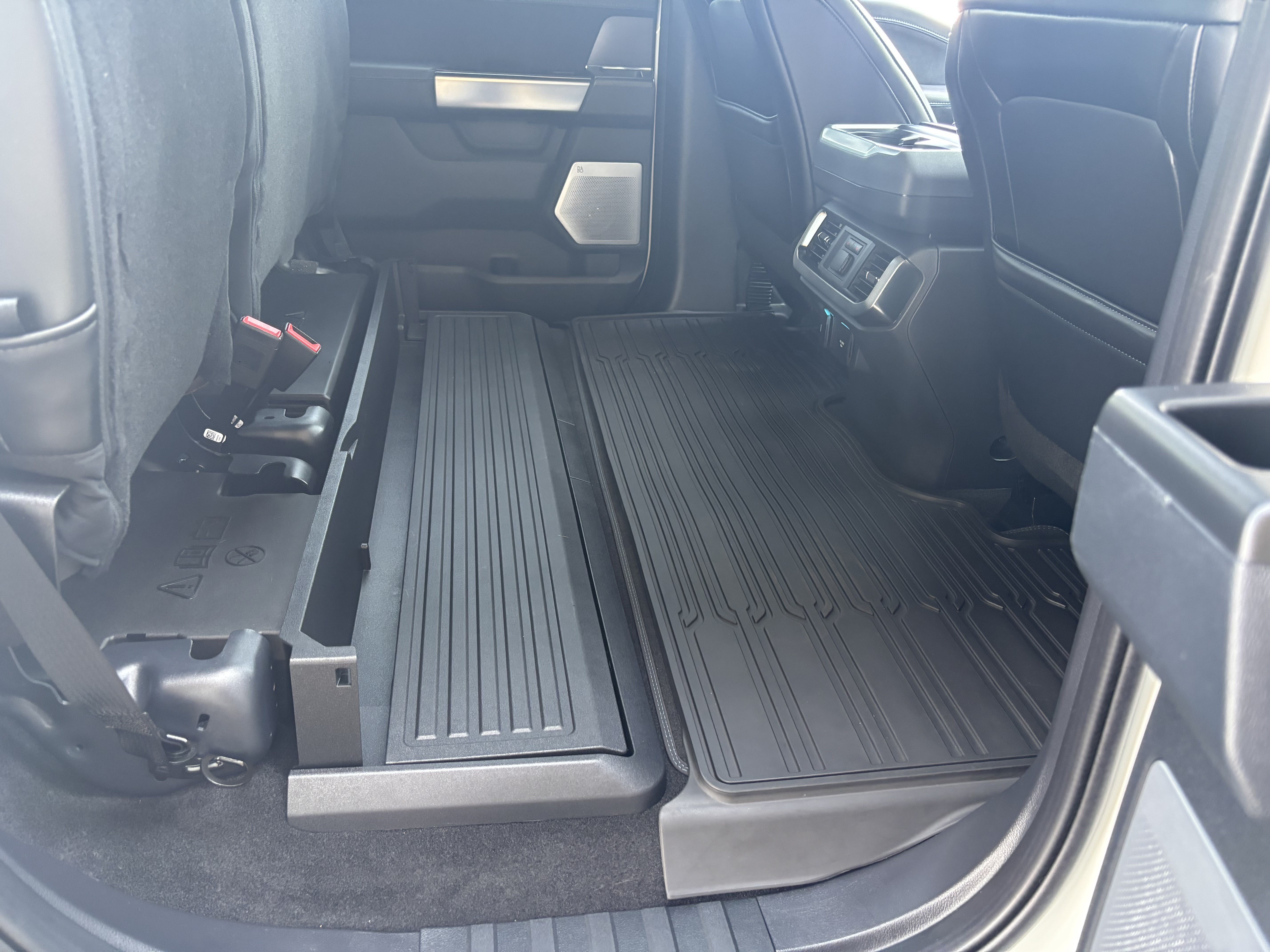 Used 2024 Ford F150 Platinum w/ FX4 Off-Road Package AWD/4WD image 27