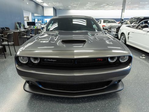 Used 2020 Dodge Challenger R/T Scat Pack RWD image 2