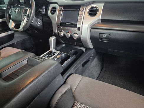 Certified 2019 Toyota Tundra SR5 w/ SR5 Upgrade Package AWD/4WD image 36