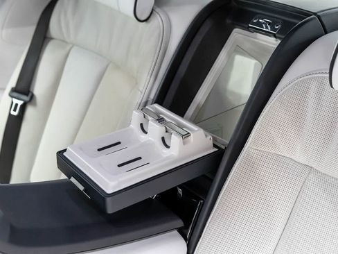 Used 2020 Rolls-Royce Phantom Extended Wheelbase RWD image 76