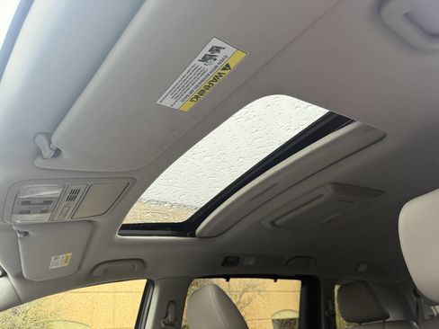 Used 2014 Honda Odyssey EX-L image 32