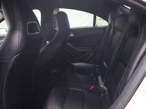 Used 2018 Mercedes-Benz CLA 250 image 15