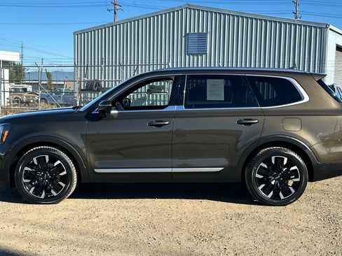 Used 2024 Kia Telluride SX Prestige AWD/4WD image 8