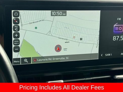 Used 2022 Kia Carnival EX FWD image 22