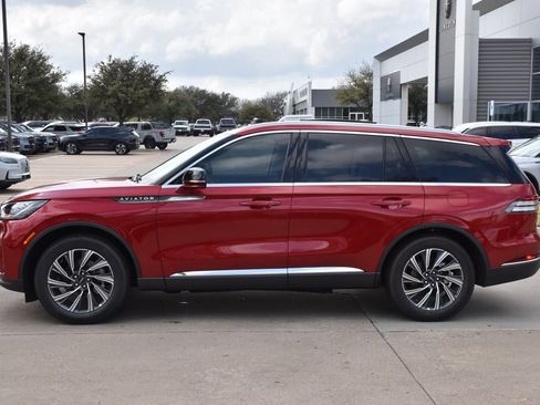 New 2026 Lincoln Aviator 2WD image 11