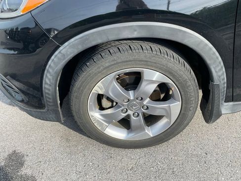 Used 2022 Honda HR-V LX image 7
