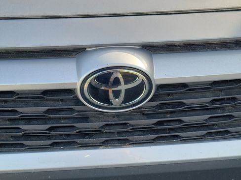 Used 2023 Toyota RAV4 XLE w/ Convenience Package FWD image 29