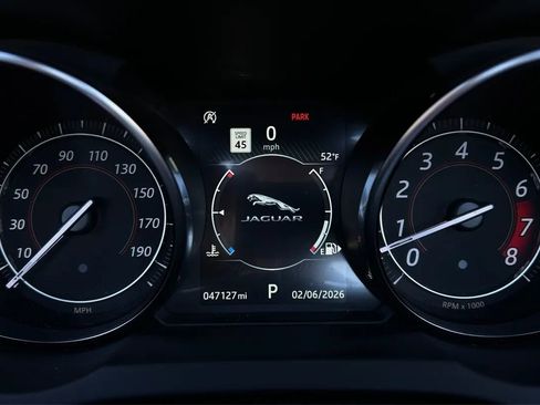 Used 2020 Jaguar F-TYPE Convertible RWD image 15