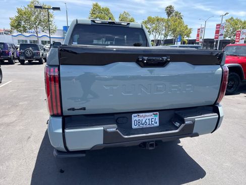 Used 2025 Toyota Tundra Platinum w/ TRD Off-Road Package AWD/4WD image 17