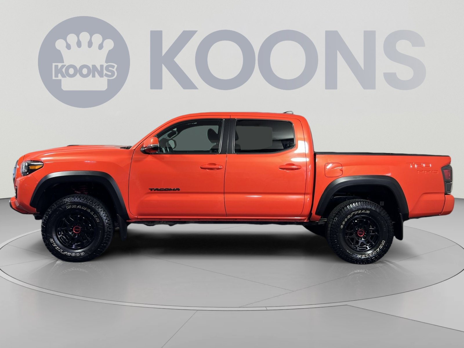 Used 2023 Toyota Tacoma TRD Pro AWD/4WD image 2
