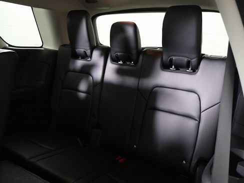 Used 2023 Nissan Pathfinder SL w/ Cargo Package image 32