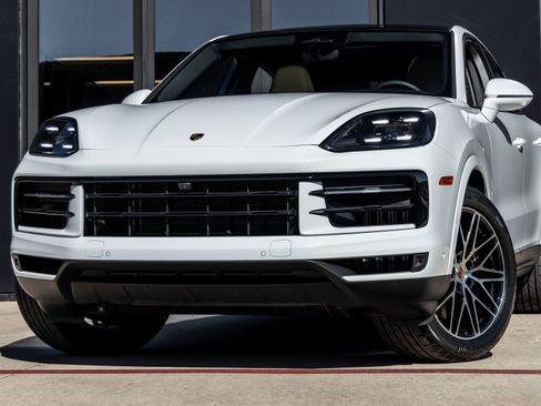 New 2026 Porsche Cayenne Coupe image 8