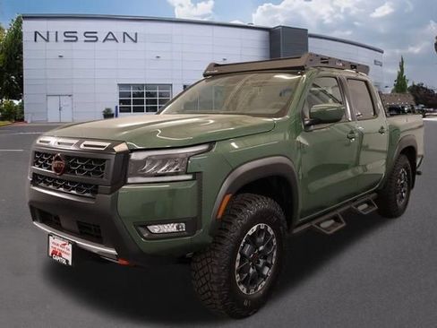 New 2026 Nissan Frontier PRO-4X w/ Tow Package AWD/4WD image 6