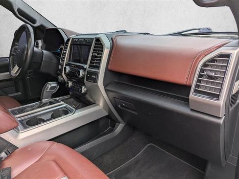 Used 2018 Ford F150 Platinum w/ Equipment Group 701A Luxury AWD/4WD image 27