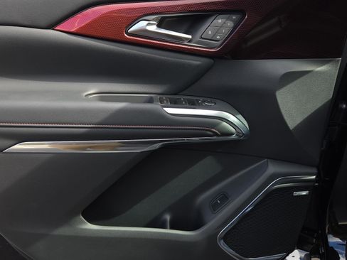 New 2026 Chevrolet Traverse RS w/ LPO, Floor Liner Package image 18