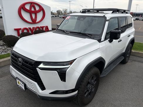 Used 2024 Lexus GX 550 AWD/4WD image 10