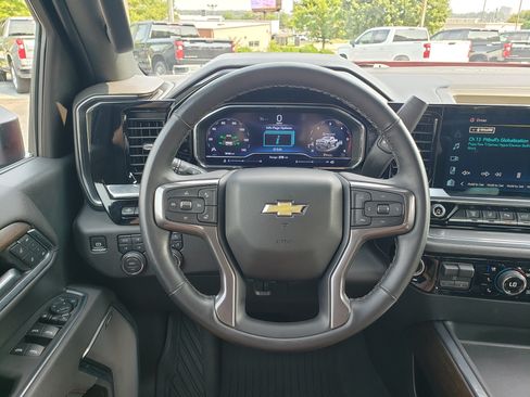 Used 2025 Chevrolet Silverado 3500 High Country w/ High Country Premium Package AWD/4WD image 20