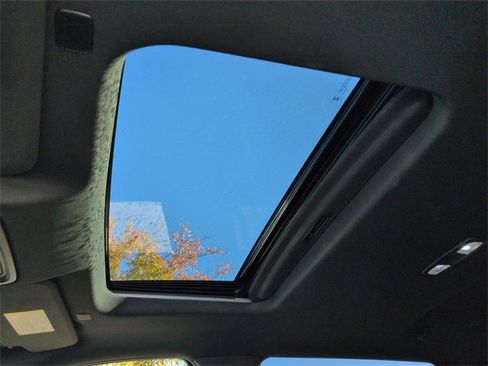 Used 2024 GMC Sierra 2500 AT4 w/ AT4 Premium Plus Package image 21