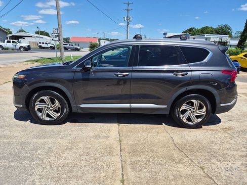 Used 2021 Hyundai Santa Fe SEL w/ Convenience + Premium Package FWD image 2