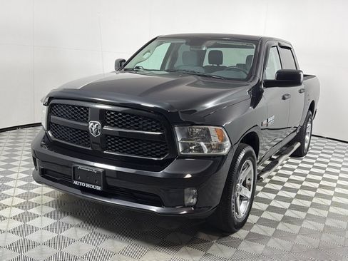 Used 2016 RAM 1500 Express w/ Popular Equipment Group AWD/4WD image 10