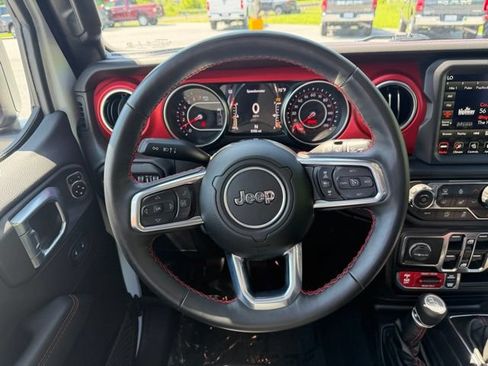 Used 2021 Jeep Wrangler Unlimited Rubicon AWD/4WD image 14