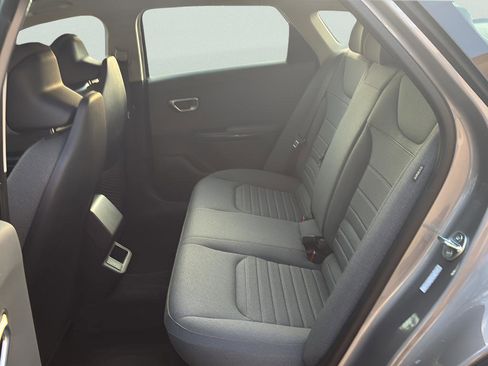 Used 2025 Kia K4 EX FWD image 42