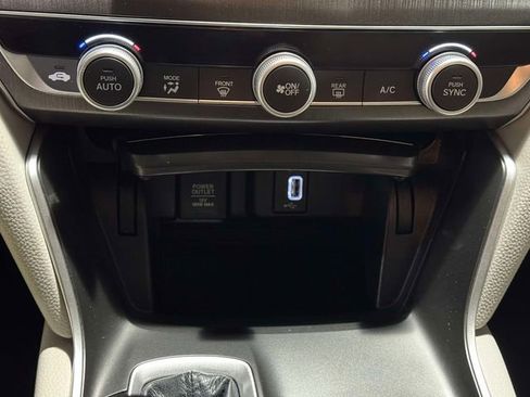 Used 2018 Honda Accord LX image 34
