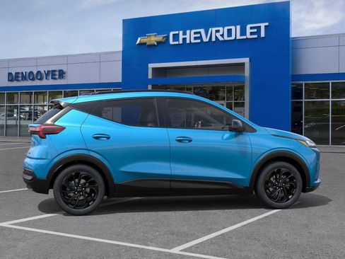 New 2027 Chevrolet Bolt RS w/ Technology Package FWD image 5