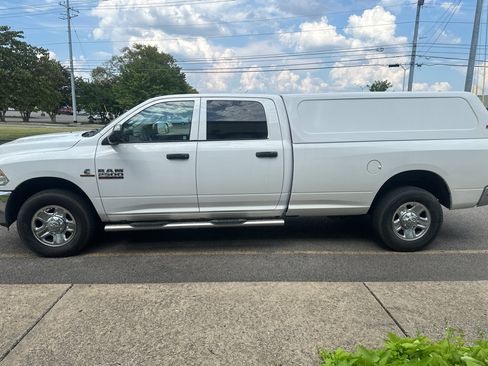 Used 2017 RAM 2500 Tradesman w/ Chrome Appearance Group RWD image 7