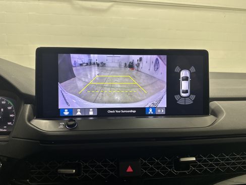 Used 2023 Honda Accord Touring image 25