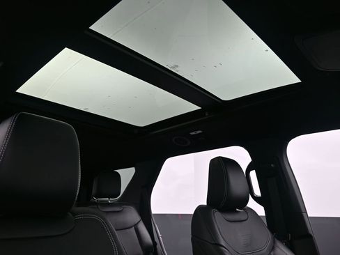 Used 2024 Ford Explorer ST w/ Equipment Group 401A image 54