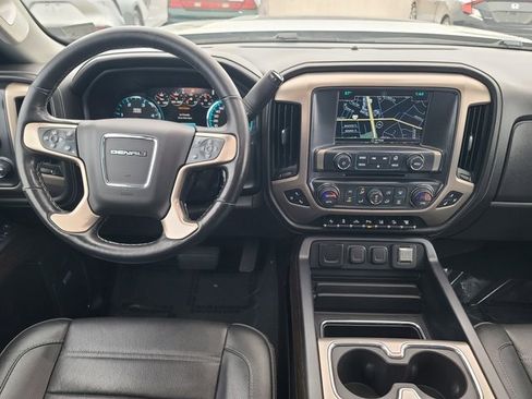 Used 2019 GMC Sierra 2500 Denali w/ Duramax Plus Package image 16