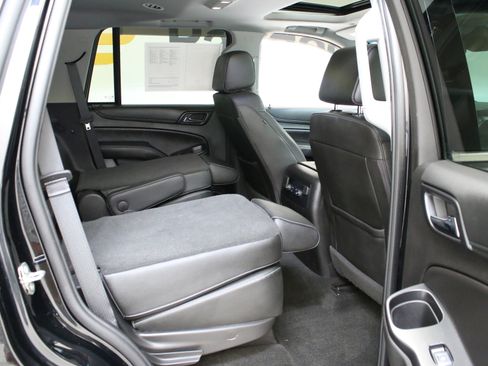 Used 2018 Chevrolet Tahoe LT w/ Luxury Package AWD/4WD image 26