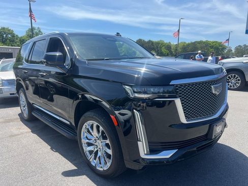 Used 2021 Cadillac Escalade Premium Luxury w/ LPO, Radiant Package image 9