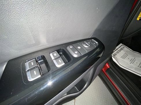 Used 2021 Kia Sportage EX w/ EX Technology Package FWD image 13