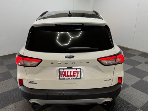 Certified 2020 Ford Escape SE image 7