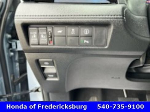 Used 2024 Honda Odyssey Touring image 47