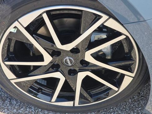 New 2025 Nissan Sentra SR w/ Trunk Package image 19