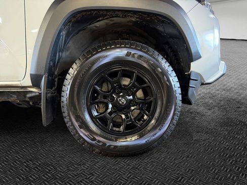 Used 2023 Toyota Tacoma SR5 w/ SX Package AWD/4WD image 11